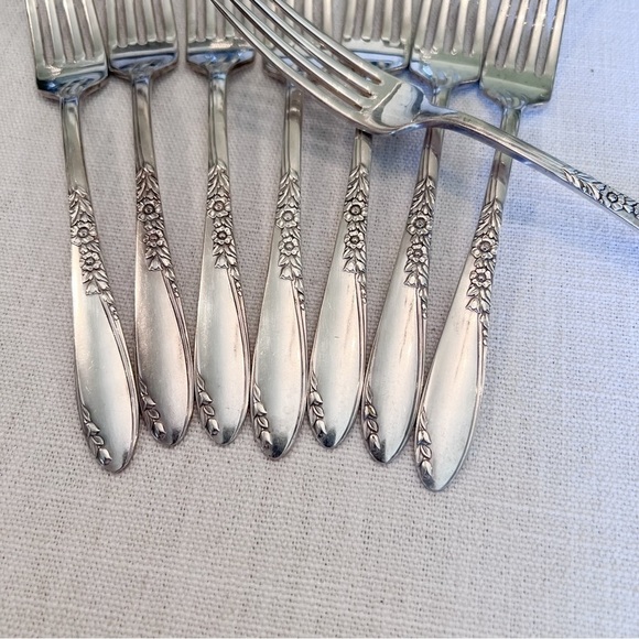 8 Oneida Dinner Forks Country Lane Pattern Wm A Rogers Flatware Silverplate - Picture 6 of 6